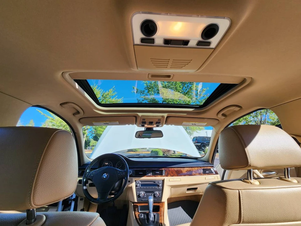 2011 BMW E90 3 Series Sedan - Image 11 of 24