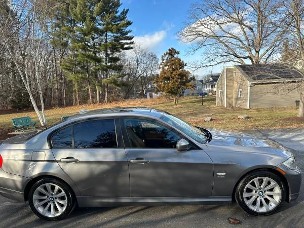 2011 BMW E90 3 Series Sedan - Image 8 of 17