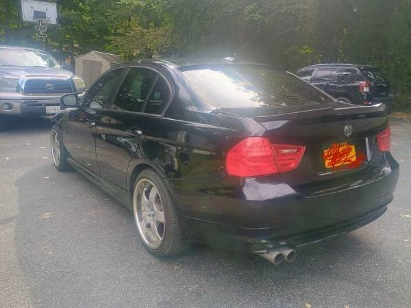 2011 BMW E90 3 Series Sedan - Image 9 of 17
