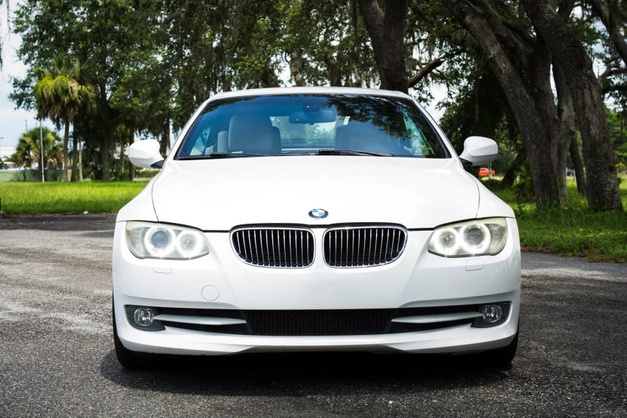 2011 BMW E93 3 Series Convertible - Image 7 of 9