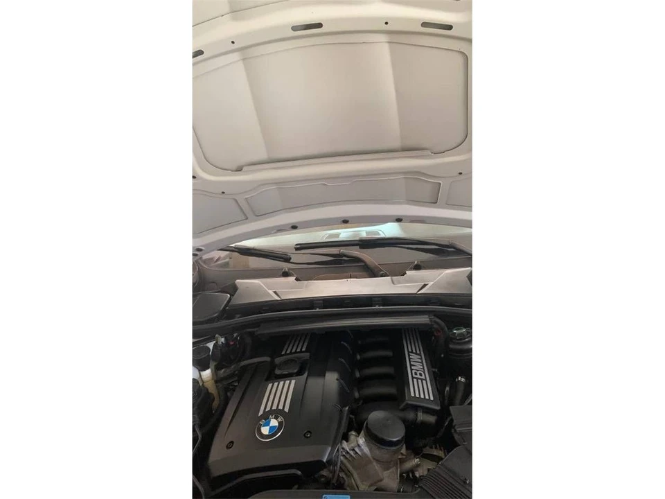 2011 BMW E90 3 Series Sedan - Image 18 of 18