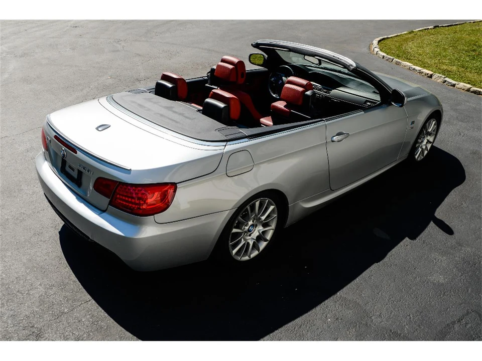 2011 BMW E90 3 Series Sedan - Image 3 of 31