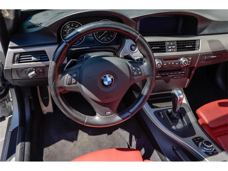 2011 BMW E90 3 Series Sedan - Image 30 of 31