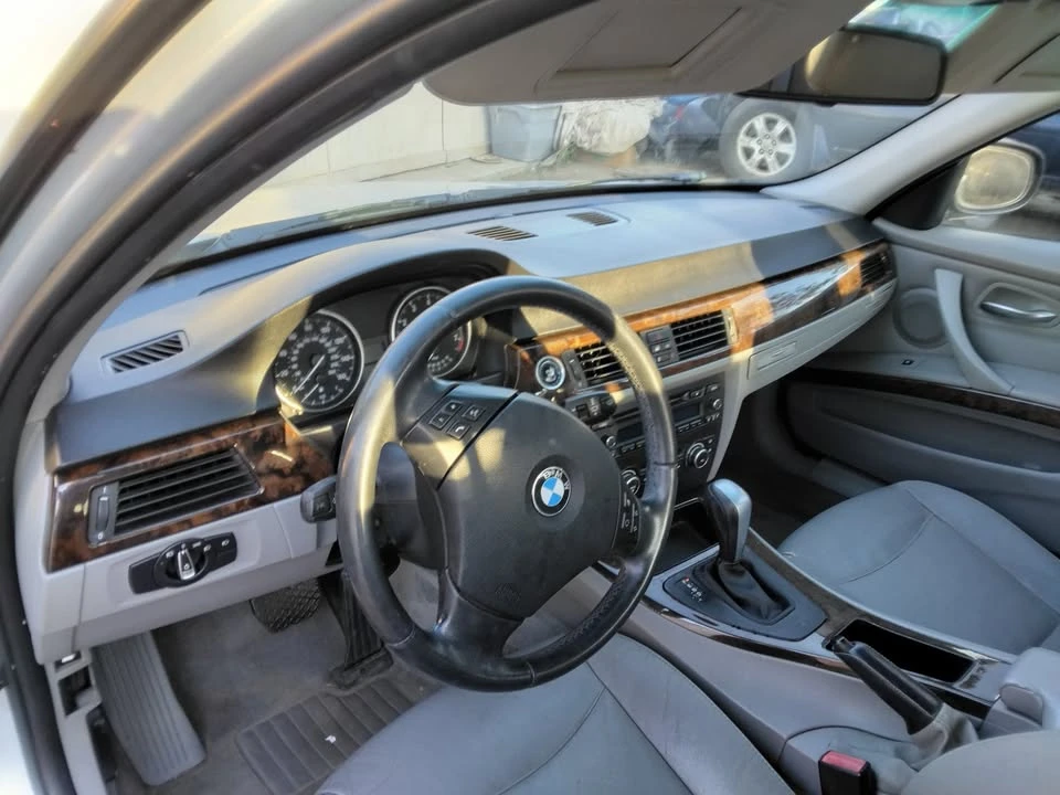 2011 BMW E90 3 Series Sedan - Image 9 of 9