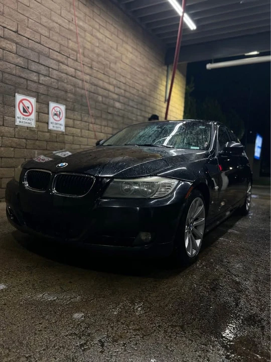 2011 BMW E90 3 Series Sedan - Image 7 of 9