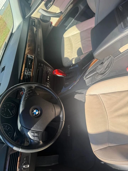 2011 BMW E90 3 Series Sedan - Image 6 of 8