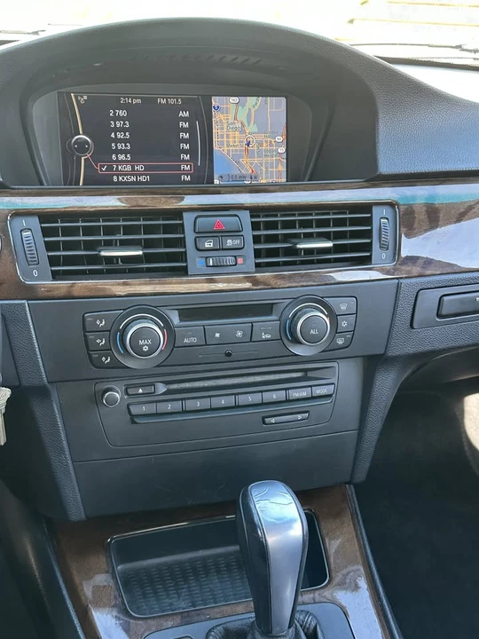 2011 BMW E90 3 Series Sedan - Image 10 of 15