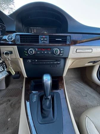 2011 BMW E90 3 Series Sedan - Image 9 of 18