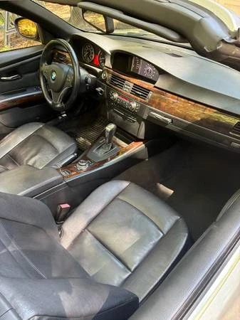2011 BMW E93 3 Series Convertible - Image 15 of 21