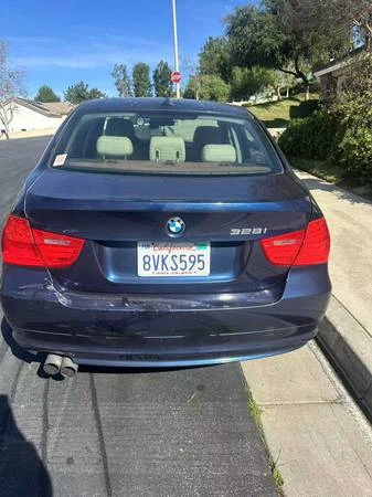 2011 BMW E90 3 Series Sedan - Image 2 of 2