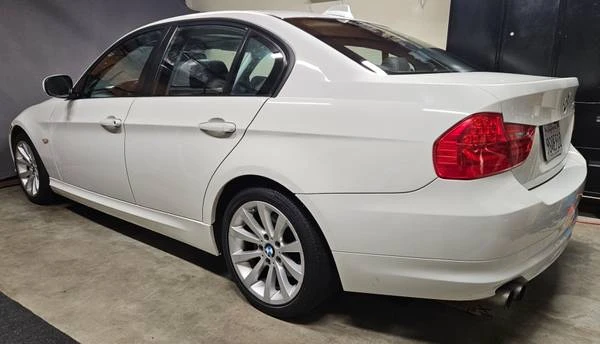 2011 BMW E90 3 Series Sedan - Image 3 of 9
