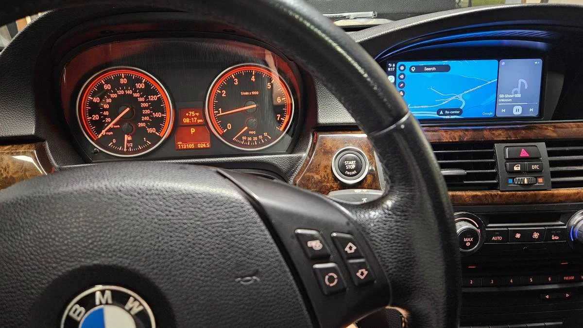 2011 BMW E90 3 Series Sedan - Image 5 of 8