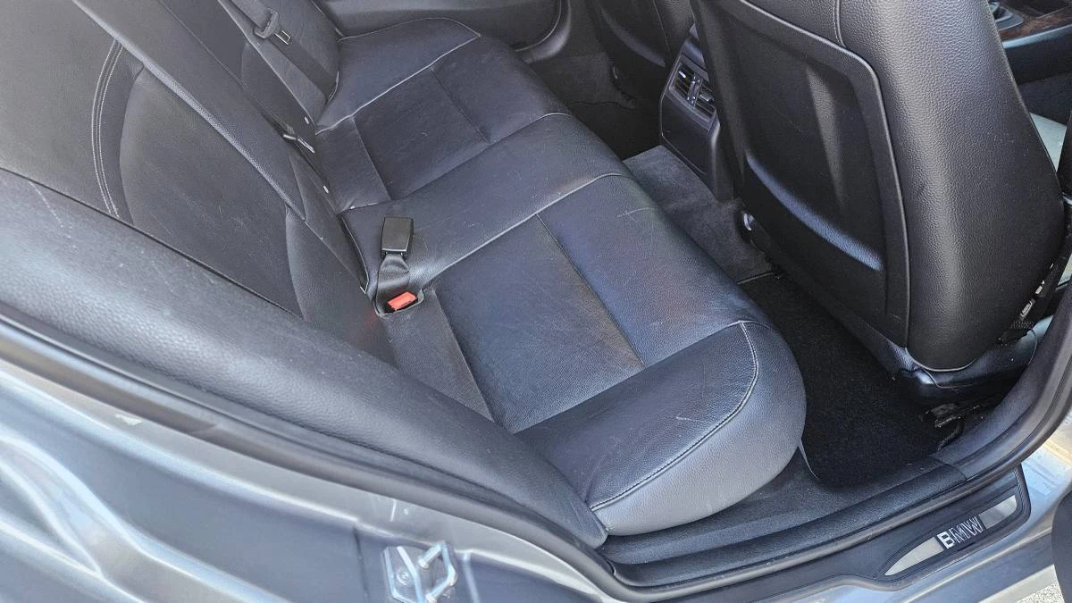 2011 BMW E90 3 Series Sedan - Image 8 of 8