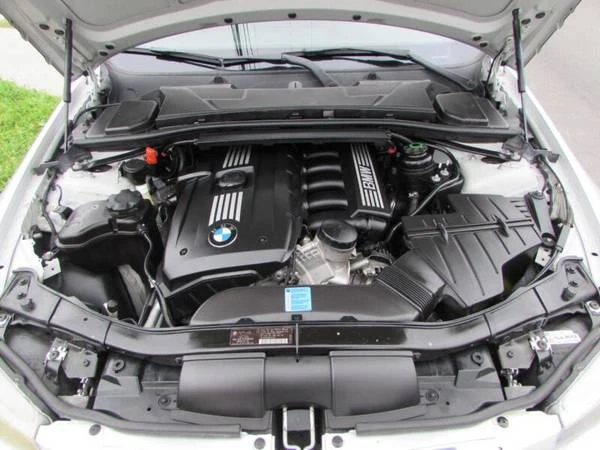 2011 BMW E90 3 Series Sedan - Image 15 of 15