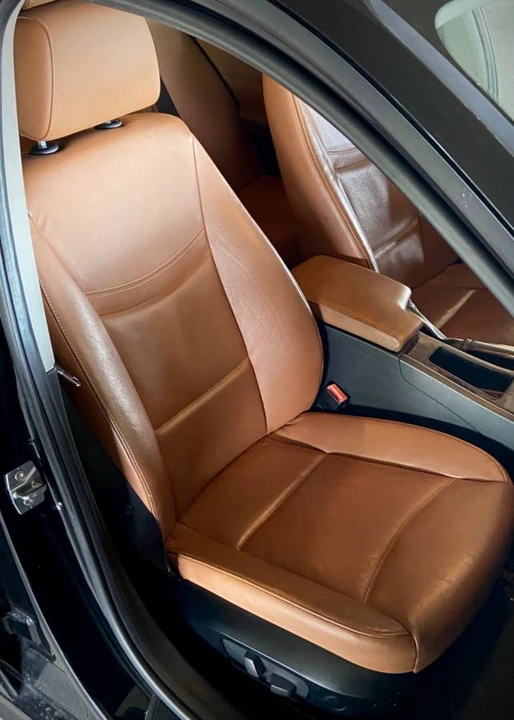 2011 BMW E90 3 Series Sedan - Image 15 of 24