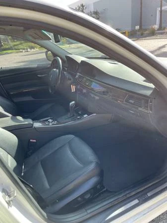 2011 BMW E90 3 Series Sedan - Image 8 of 10