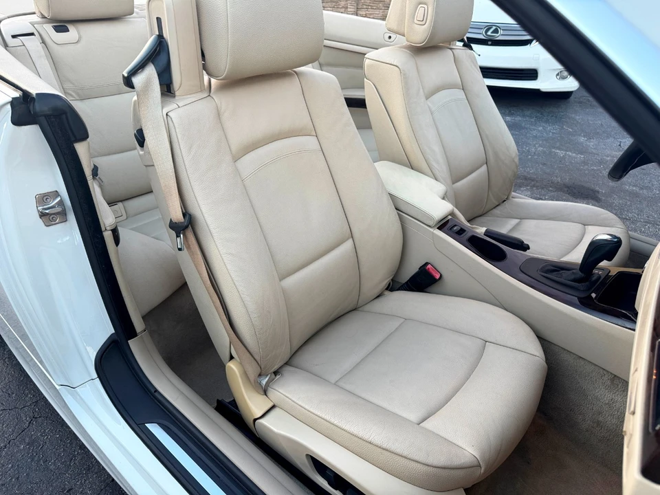 2011 BMW E93 3 Series Convertible - Image 31 of 31