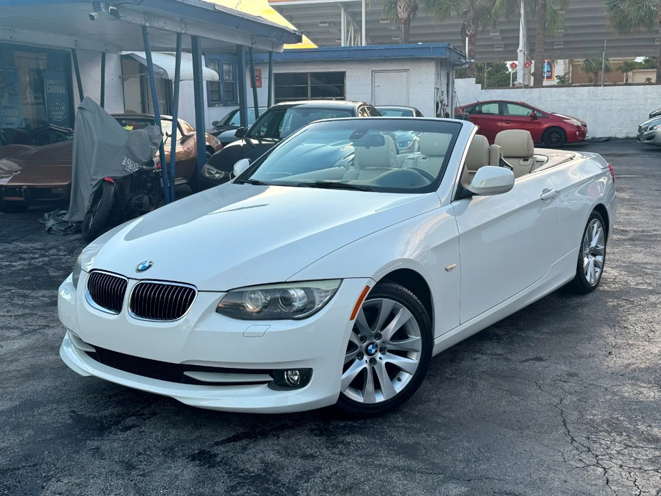 2011 BMW E93 3 Series Convertible - Image 19 of 21