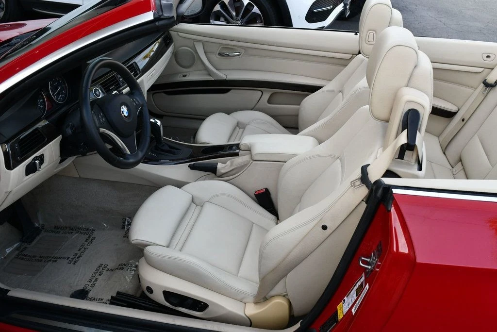 2011 BMW E93 3 Series Convertible - Image 14 of 21
