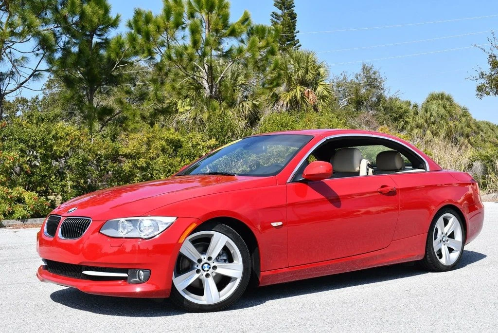 2011 BMW E93 3 Series Convertible - Image 2 of 12
