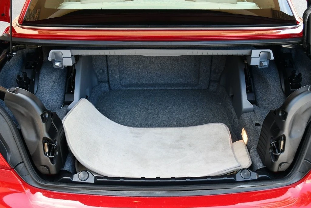 2011 BMW E93 3 Series Convertible - Image 16 of 21
