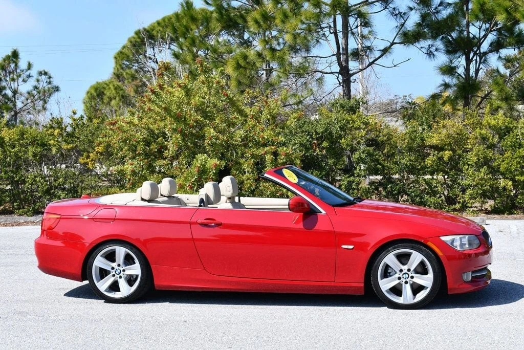2011 BMW E93 3 Series Convertible - Image 8 of 21