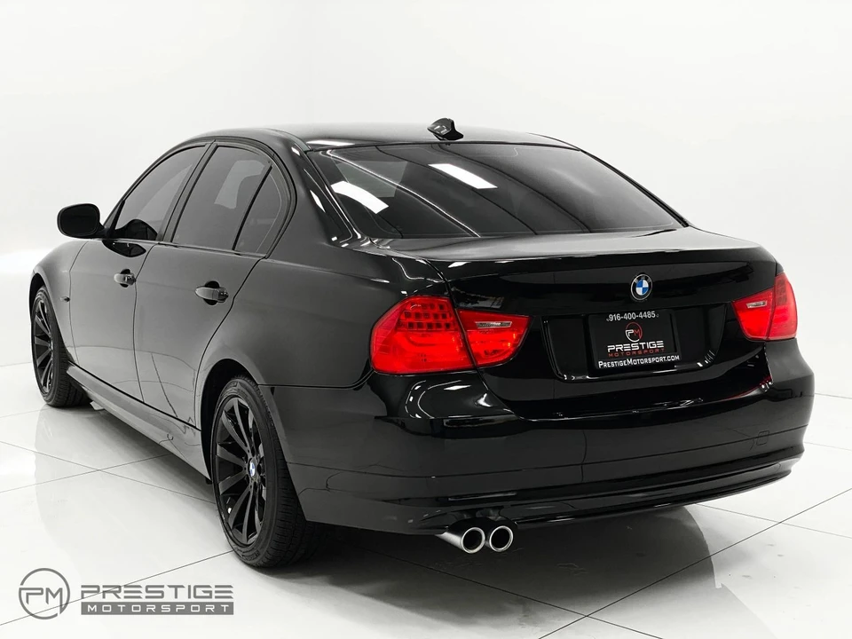 2011 BMW E90 3 Series Sedan - Image 12 of 21