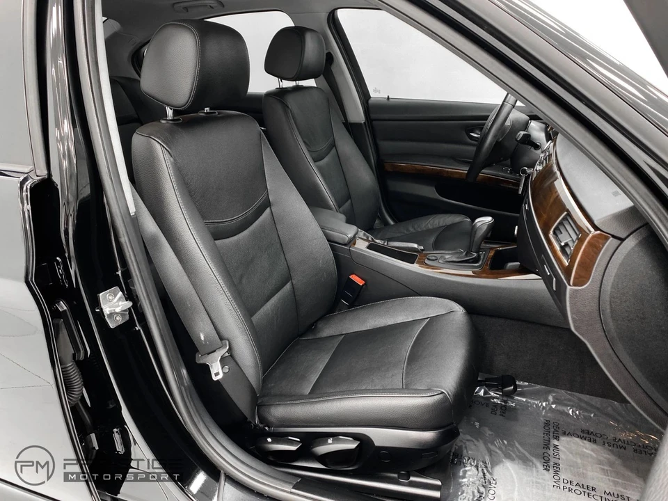 2011 BMW E90 3 Series Sedan - Image 16 of 21