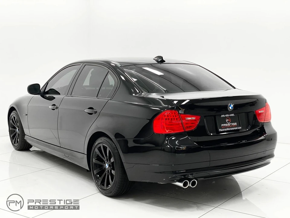 2011 BMW E90 3 Series Sedan - Image 8 of 21