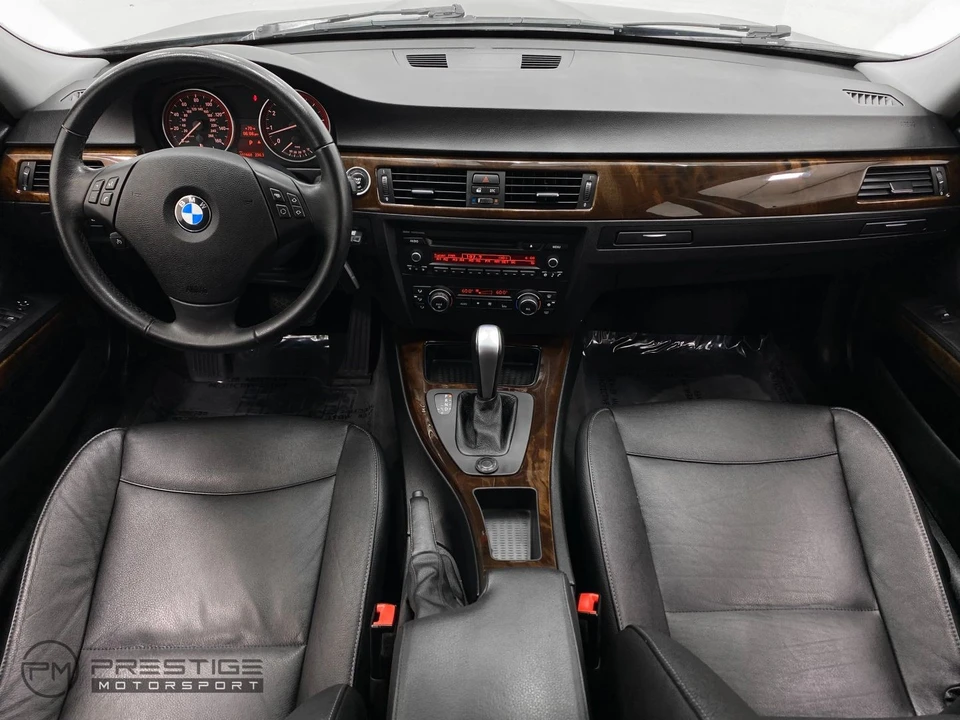 2011 BMW E90 3 Series Sedan - Image 19 of 21