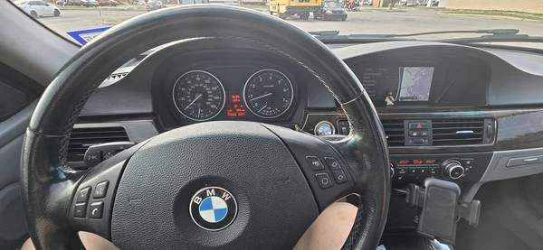 2011 BMW E90 3 Series Sedan - Image 15 of 20