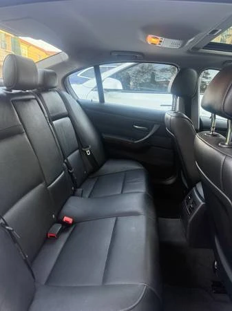 2011 BMW E90 3 Series Sedan - Image 9 of 10