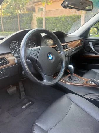 2011 BMW E90 3 Series Sedan - Image 7 of 10