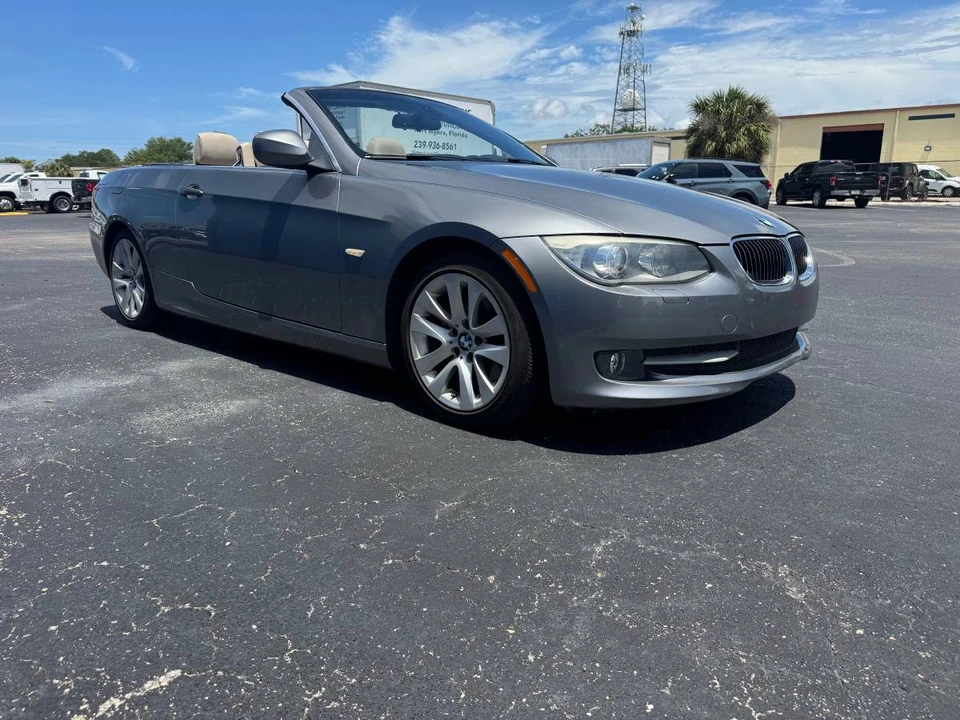 2011 BMW E90 3 Series Sedan - Image 2 of 17