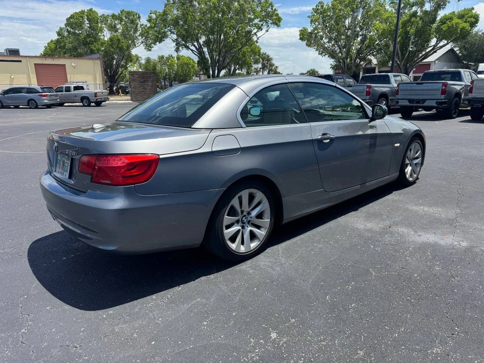 2011 BMW E90 3 Series Sedan - Image 8 of 17
