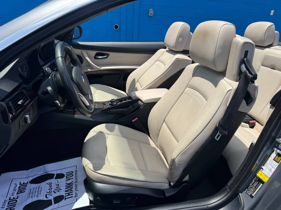 2011 BMW E90 3 Series Sedan - Image 14 of 17