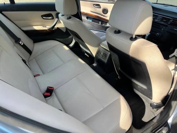 2011 BMW E90 3 Series Sedan - Image 8 of 11