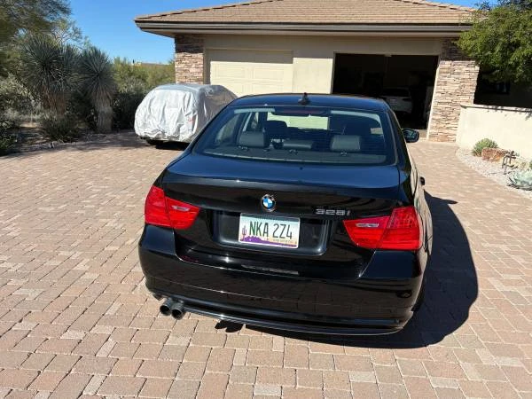 2011 BMW E90 3 Series Sedan - Image 4 of 15