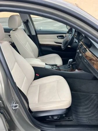 2011 BMW E90 3 Series Sedan - Image 13 of 14