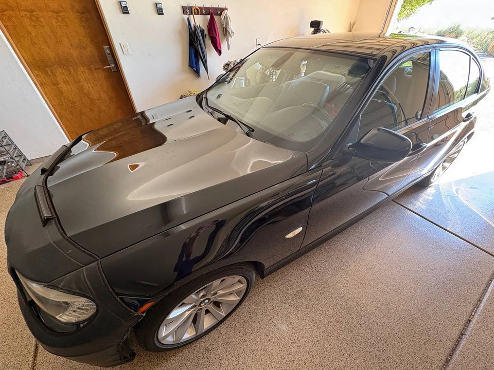 2011 BMW E90 3 Series Sedan - Image 6 of 15