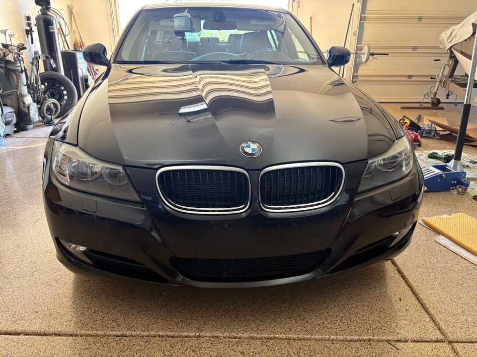 2011 BMW E90 3 Series Sedan - Image 5 of 15