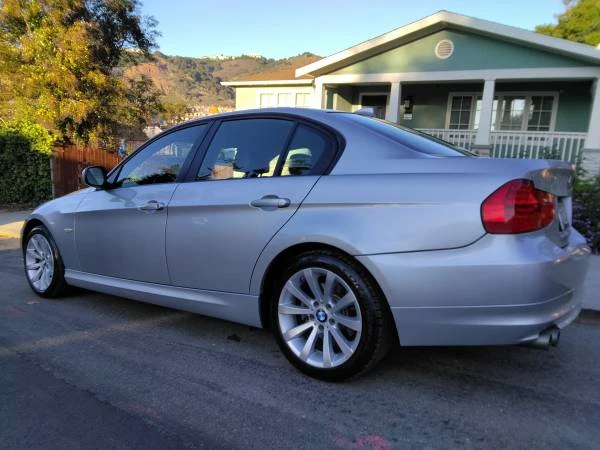 2011 BMW E90 3 Series Sedan - Image 6 of 16