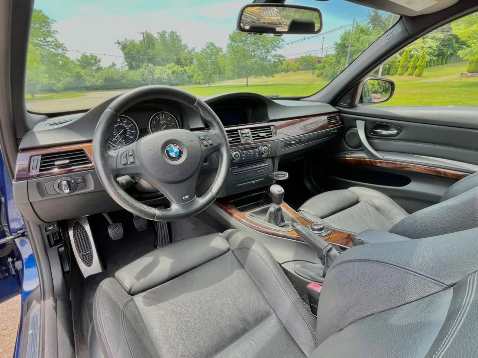 2011 BMW E90 3 Series Sedan - Image 11 of 20
