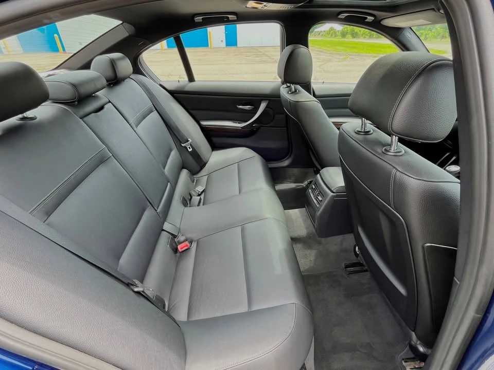 2011 BMW E90 3 Series Sedan - Image 14 of 20