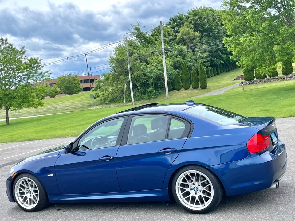 2011 BMW E90 3 Series Sedan - Image 3 of 20