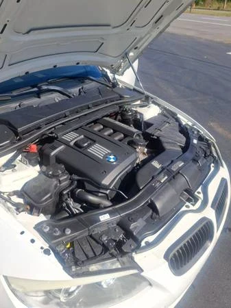 2011 BMW E90 3 Series Sedan - Image 10 of 11