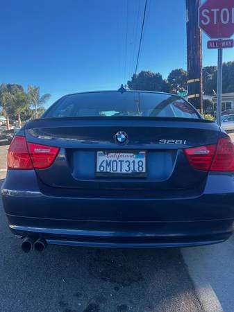 2011 BMW E90 3 Series Sedan - Image 4 of 4