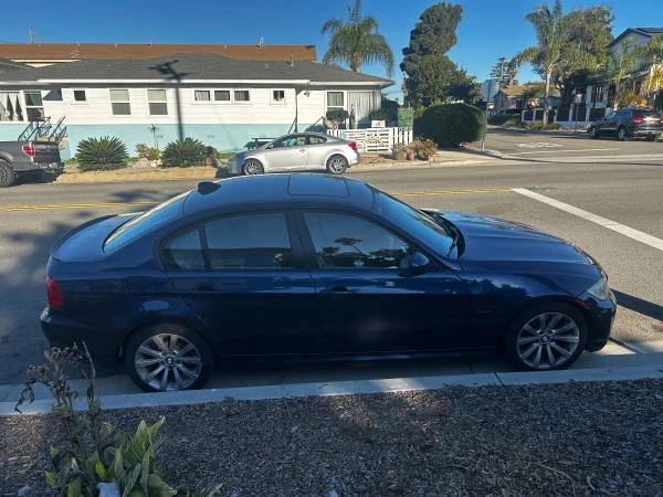 2011 BMW E90 3 Series Sedan - Image 2 of 4