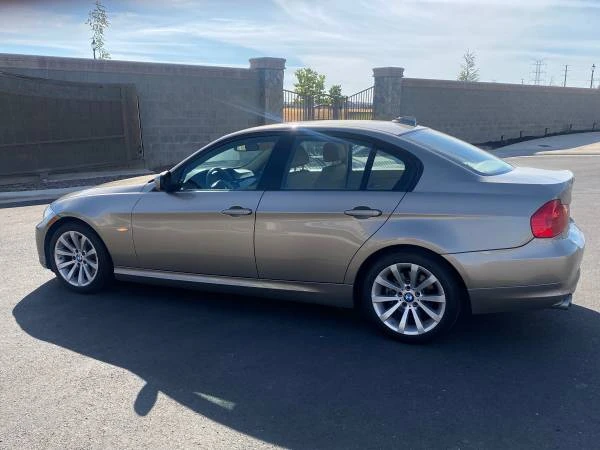 2011 BMW E90 3 Series Sedan - Image 8 of 15