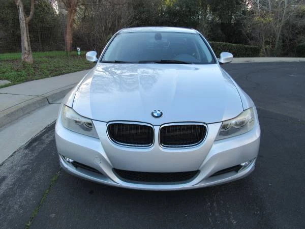 2011 BMW E90 3 Series Sedan - Image 8 of 16